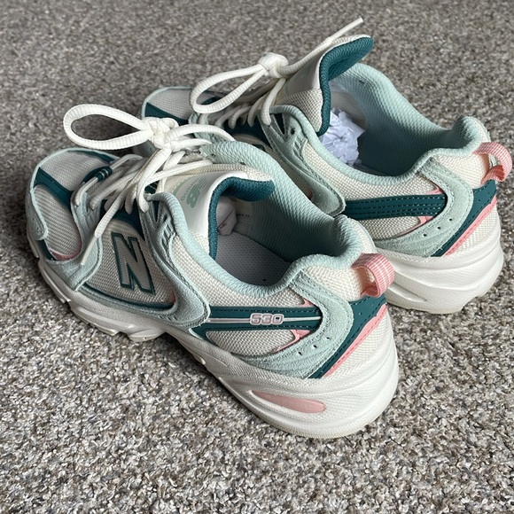 New Balance x Calia - 530 Running Sneakers - Picture 3 of 7